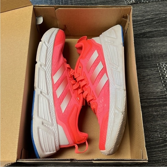 ADIDAS WOMENS THREE STRIPE QUESTAR SIZE 8 RUNNING SHOE PINK RED CORAL w/BOX - Picture 8 of 11
